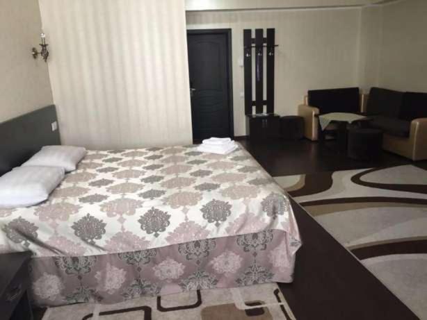 Home Hotel Astana Exterior photo